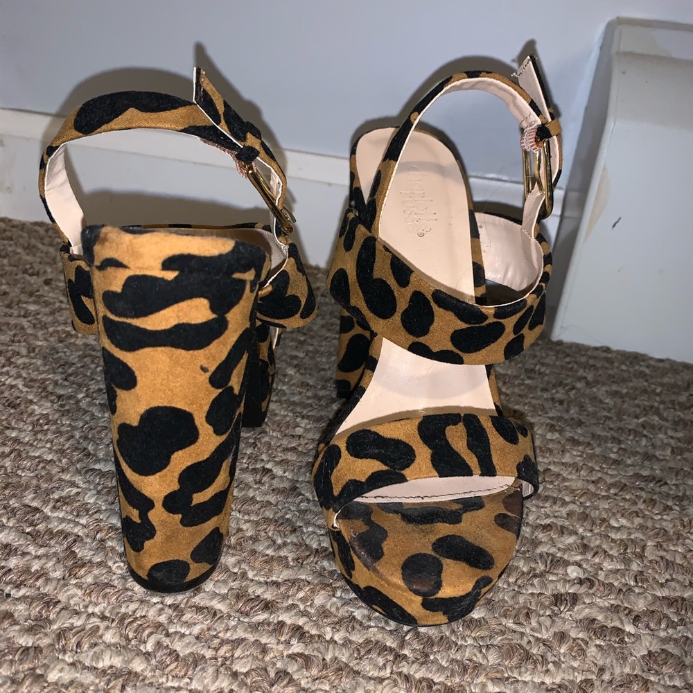 Cheetah heels size 6